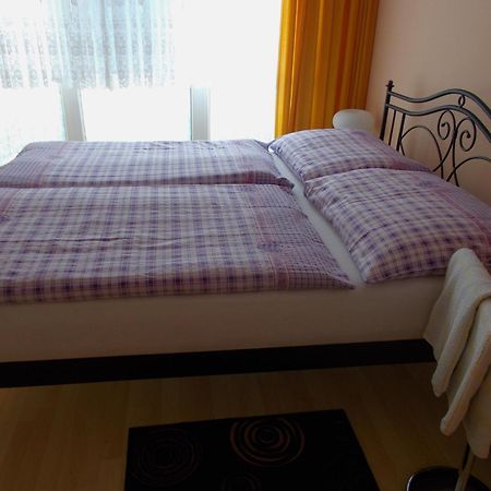 Soukromy Pokoj Praha Bagian luar foto